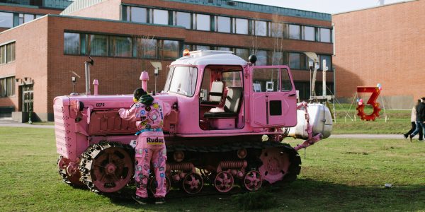 Aalto_University_Radical_Creatives_pink_tractor2_Photo_by_Hayley_Le