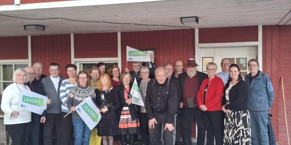 Mediasisältö (15)